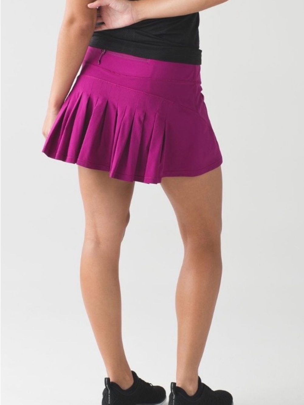 Lululemon circuit breaker skort size 4